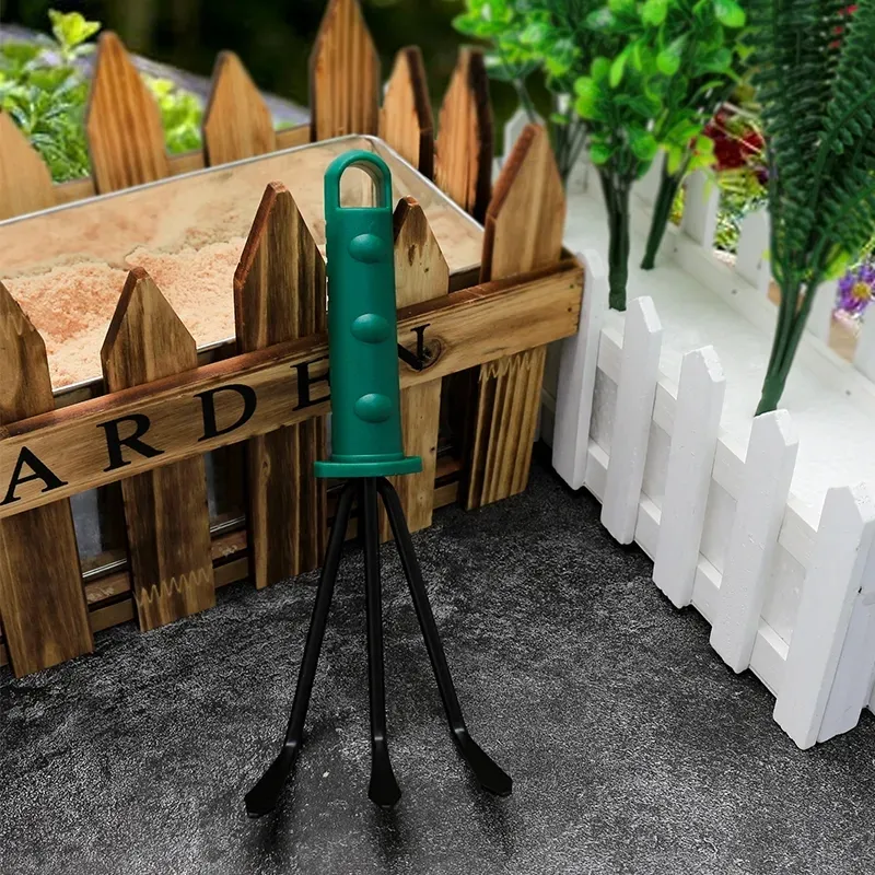 Hot sale Carbon Steel Head Plastic Handle Garden Rake Small Garden Hand Tool With Ergonomics Handle