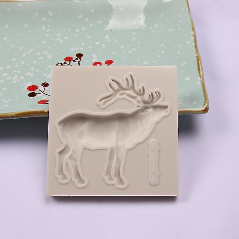 Christmas Reindeer Shape Cake Mold - 1pc