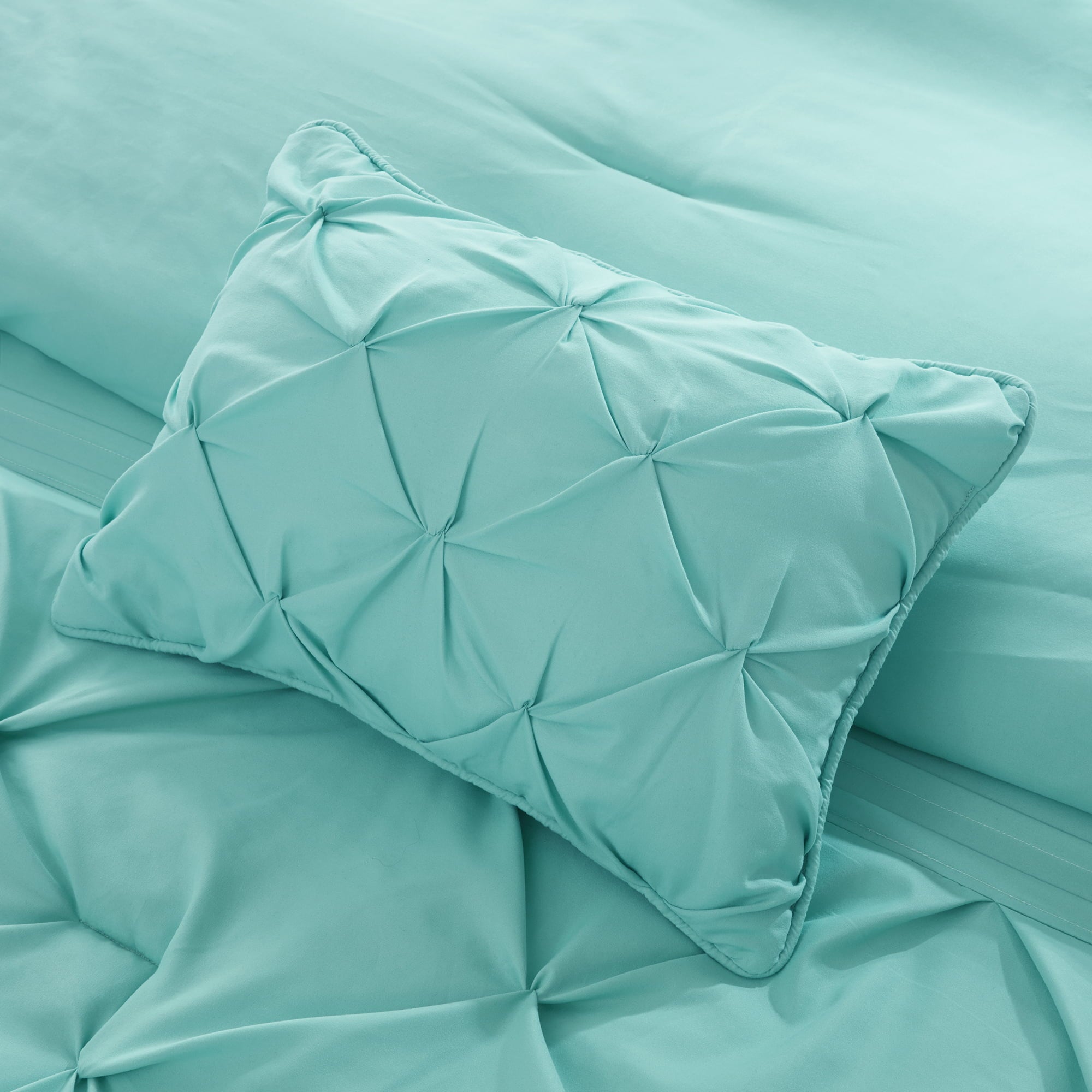 Comfort Spaces Cavoy Faux Silk 5-Piece Tufted Aqua Comforter Set with Bed Skirt and Decorative Pillow， King