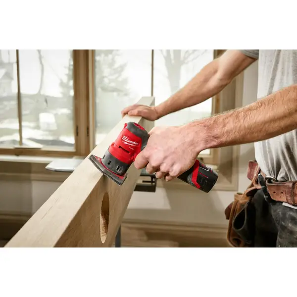 Milwaukee M12 FUEL Orbital Detail Sander