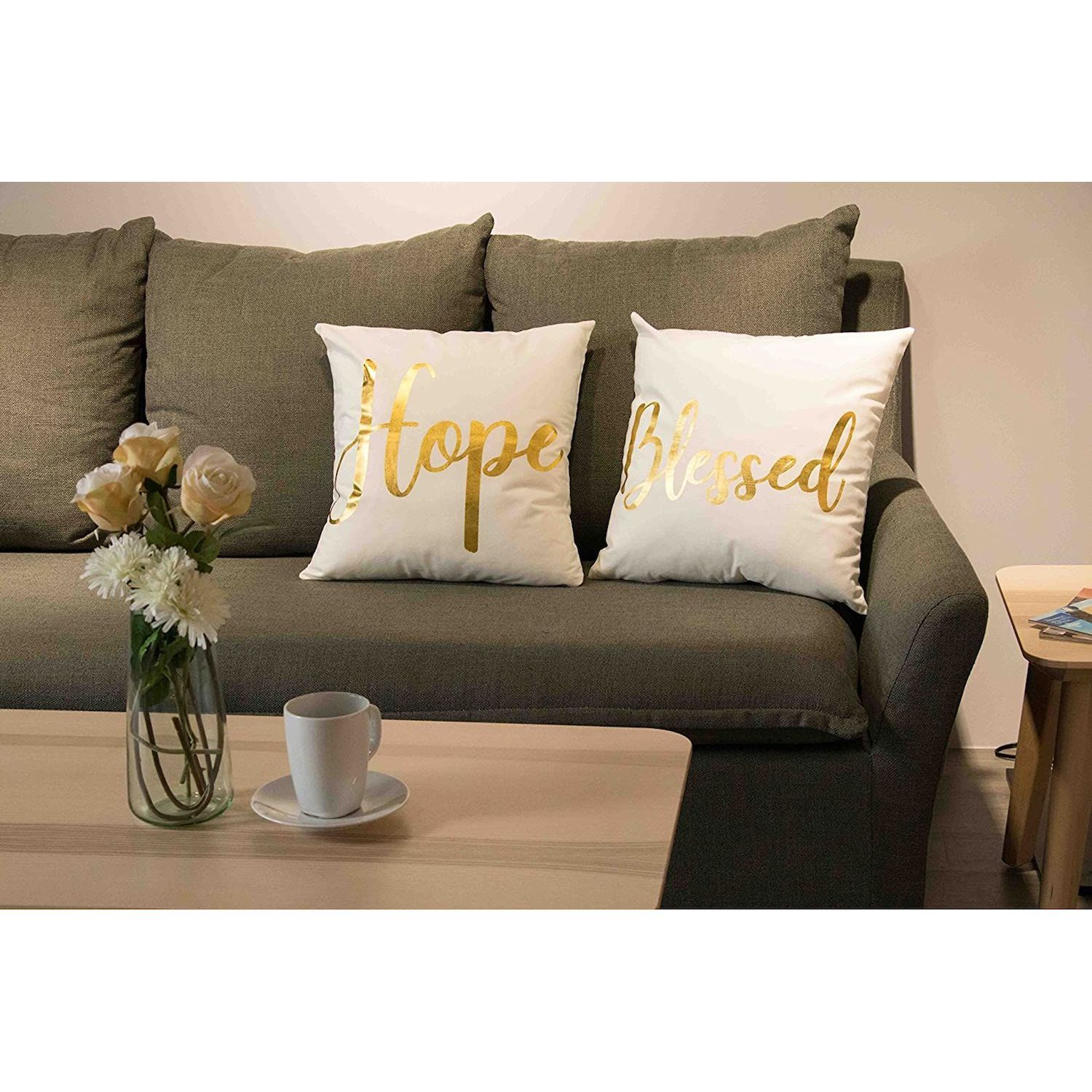 Juvale White Throw Pillow Covers， Blessed， Hope， Believe， and Faith (18 x 18 in， 4 Pack)