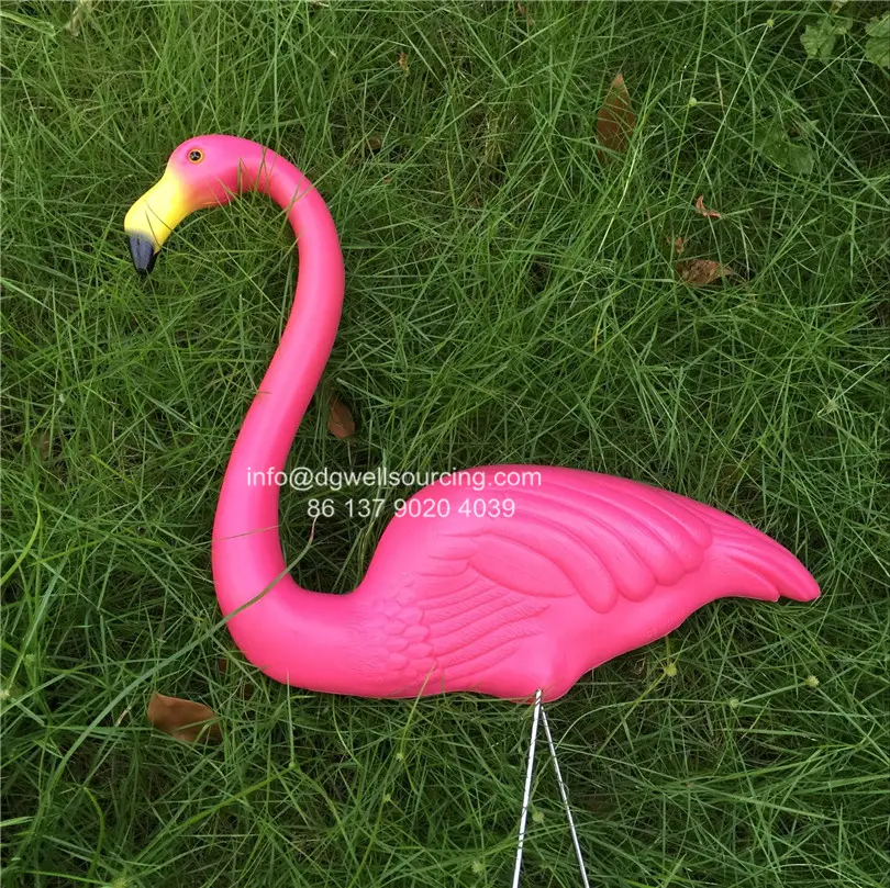 Factory supply plastic pink flamingo garden ornaments