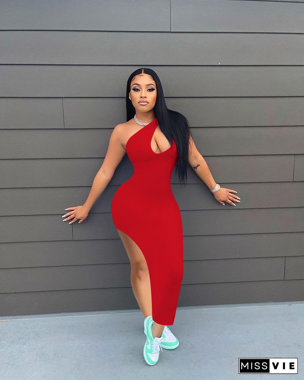 Solid Color Sexy Slanted Shoulder Slit Dress