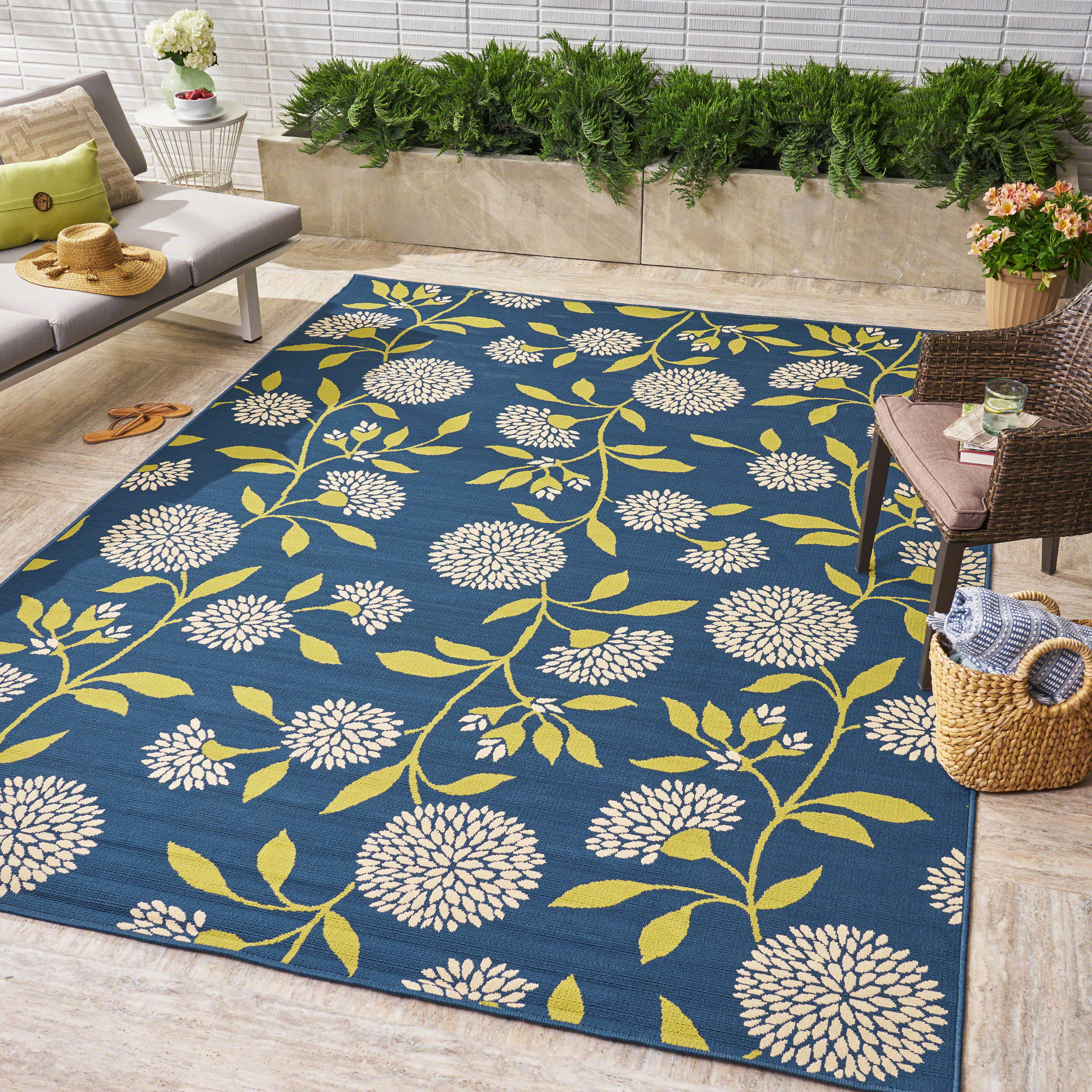 Tilda Outdoor Floral Area Rug