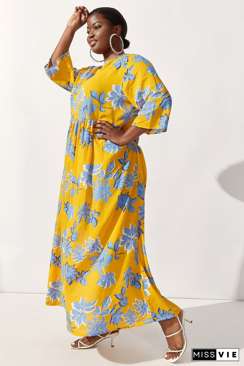 Round-neck Floral-print Maxi Dress P14444