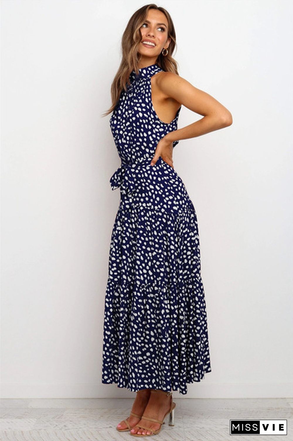 Plus Size Elegant Ladies Dress Sleeveless Collect Waist Polka Dot Long Dress Boho Dress Casual Beach Dress Women Sundress