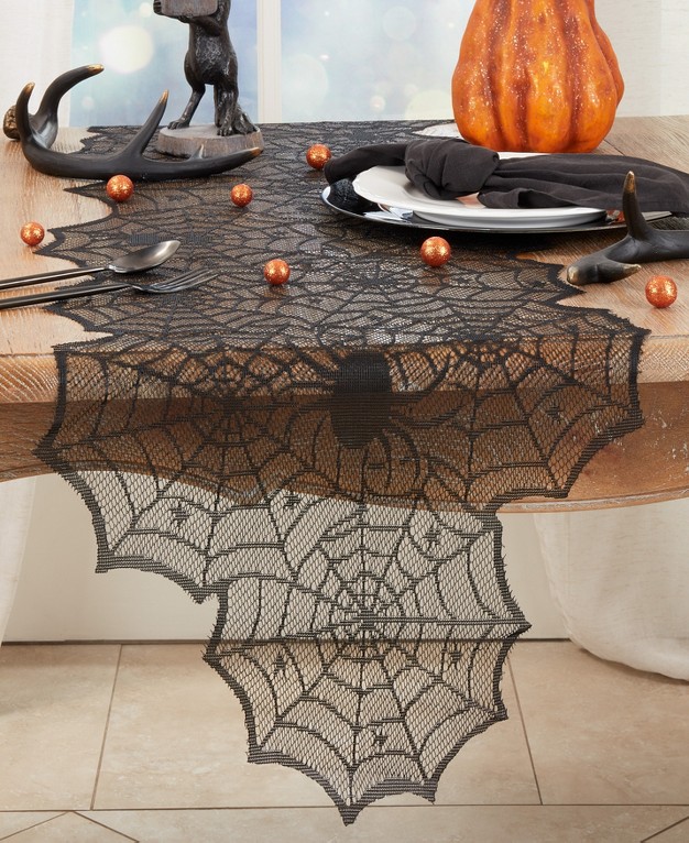 Saro Lifestyle Creepy crawly Spiderweb Net Table Runner 18 quot x72 quot Black