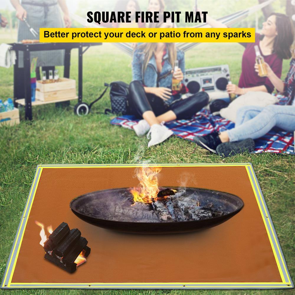 VEVOR Emergency Fire Pit Mat 67 in. x 60 in. Fireproof Welding Blanket 3.3 lbs. 1022F with 10 Grommets and 6 Silver Hooks HTZSBDDW67X60QC2DV0