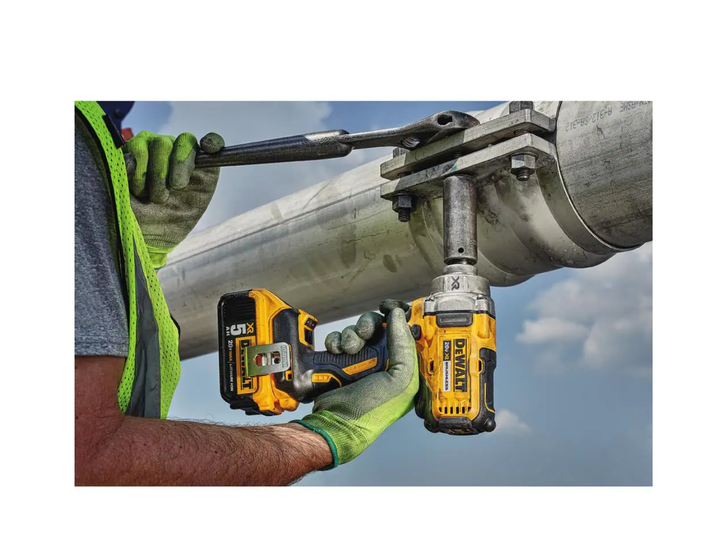 DEWALT DCF894B 20-Volt MAX XR Cordless Brushless 1/2 in. Mid-Range Impact Wrench with Detent Pin Anvil (Tool-Only)