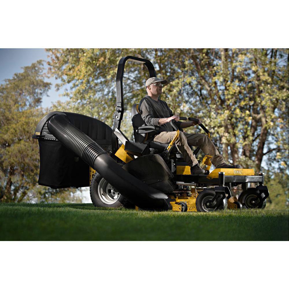 DW Original Equipment 54 in. and 60 in. Triple Bagger for Z100 and Z200 Series Commercial Zero Turn Mowers (2021 and After) DXGXA70004