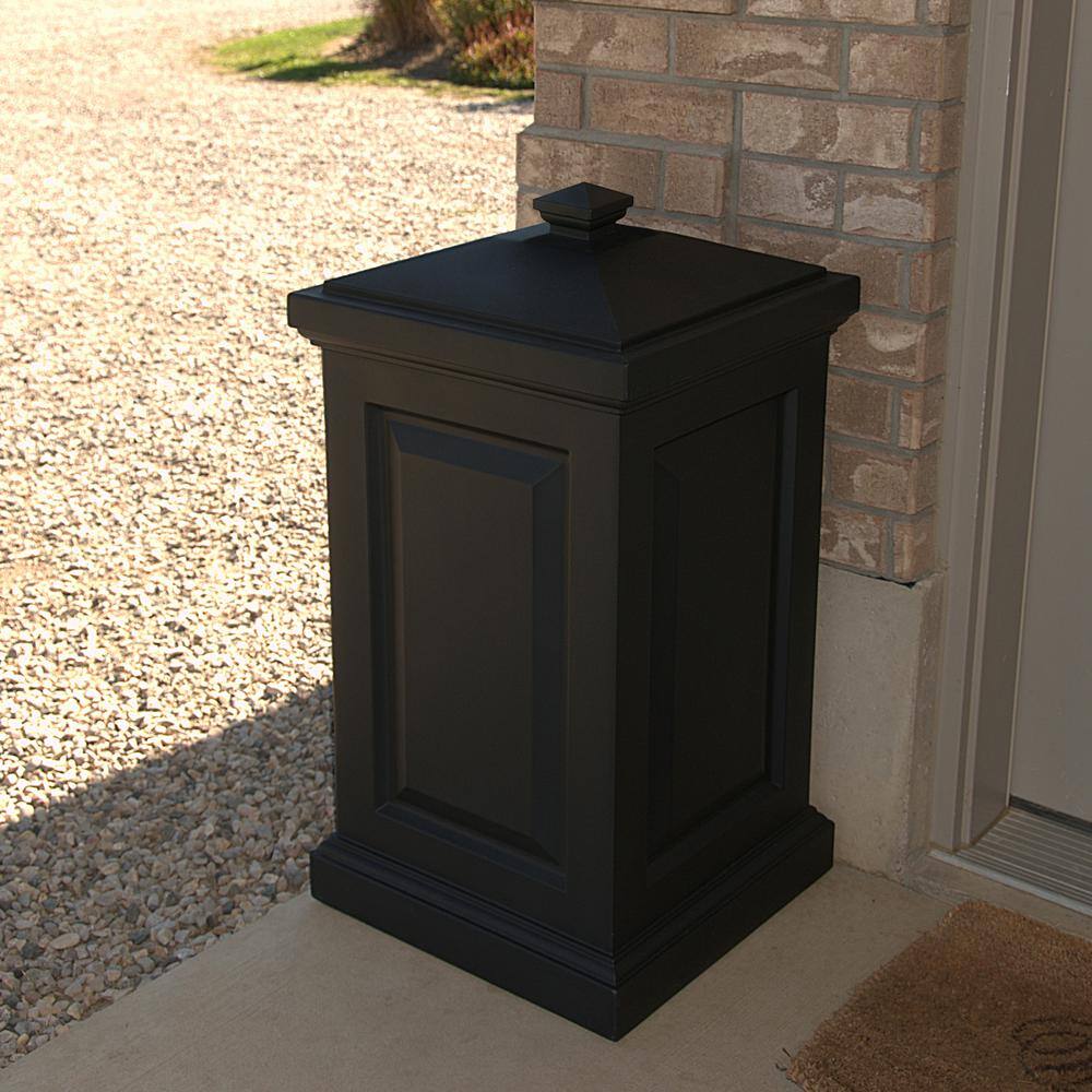 Bershire 45 Gal. Polyethylene Black Storage Bin 4835-B