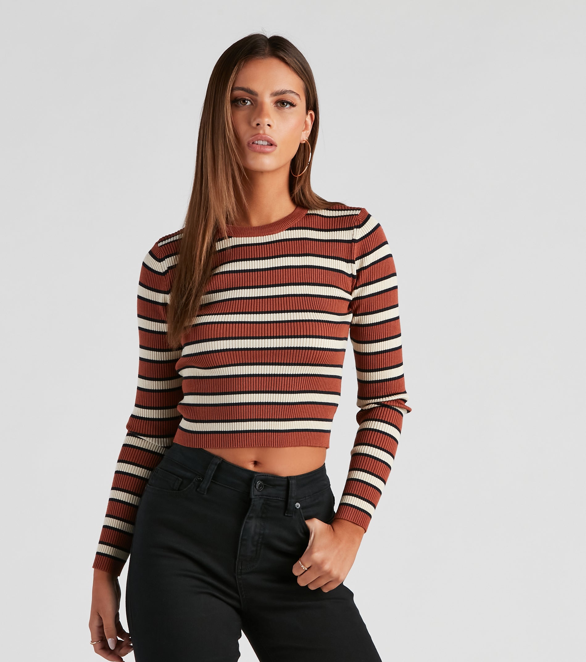 Trendsetting Babe Cropped Sweater