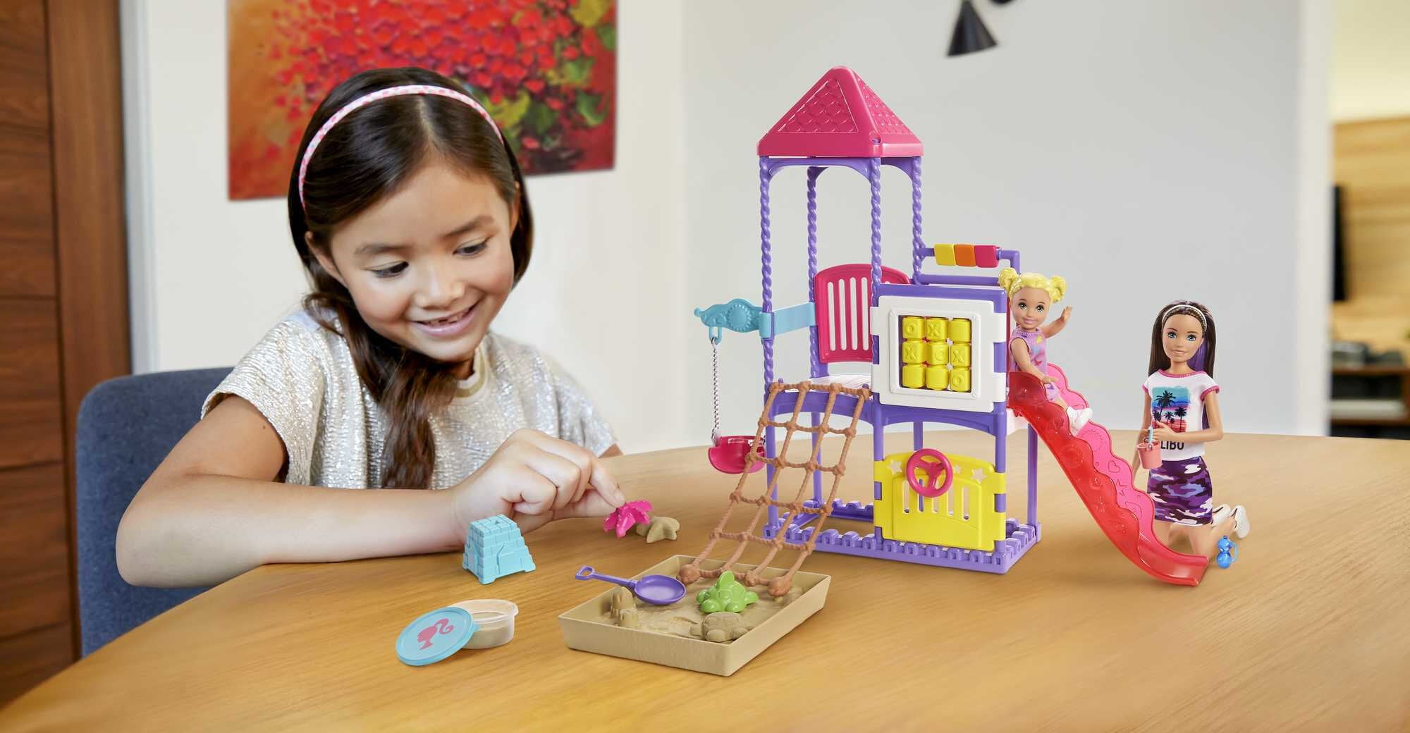 Barbie Skipper Babysitters Inc Climb 'n Explore Playground 2 Dolls and Playset wth Accessories