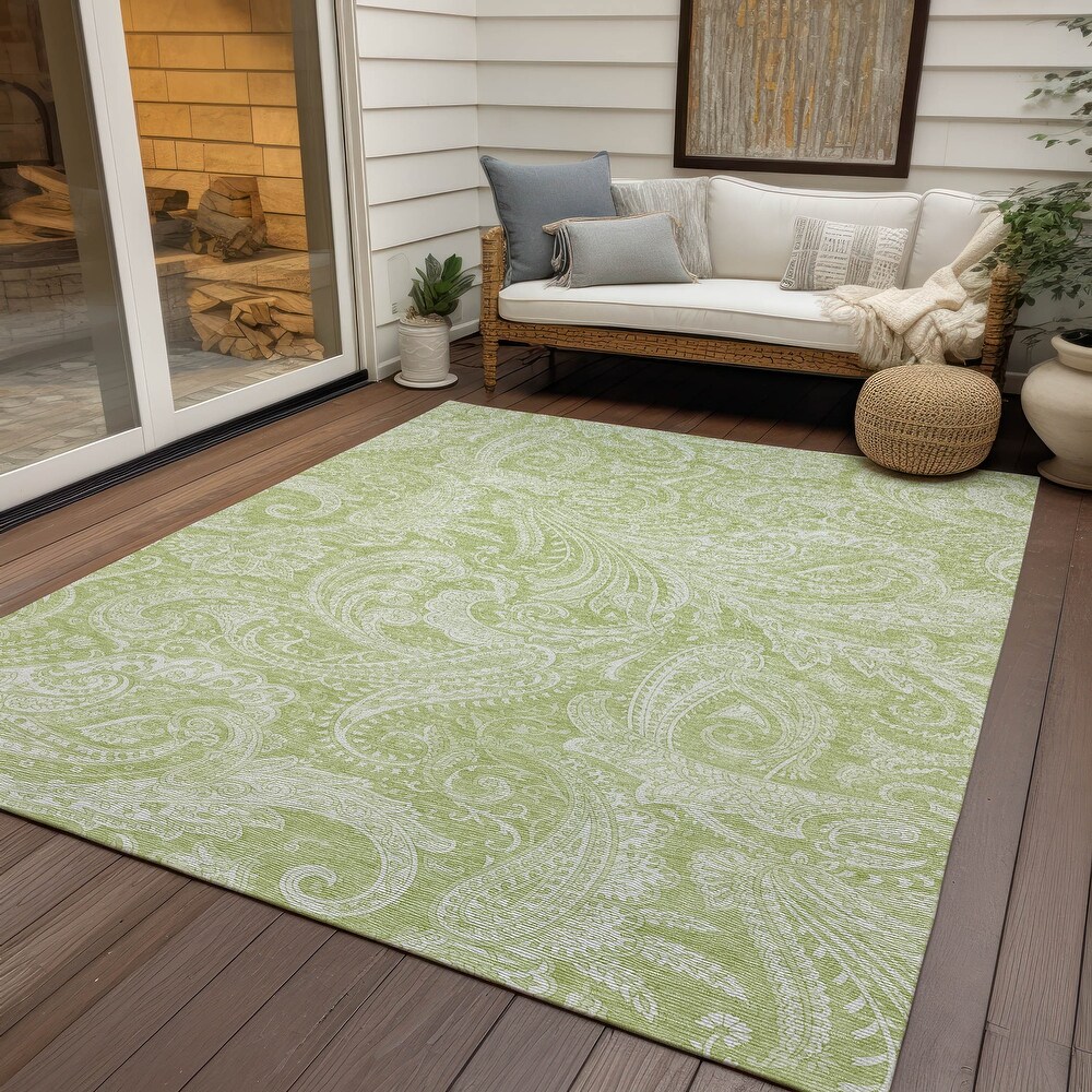 Machine Washable Indoor/ Outdoor Chantille Traditional Paisley Rug