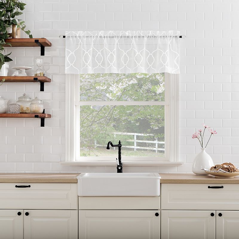 No. 918 Allerton Embroidered Light Filtering Rod Pocket Kitchen Curtain Valance and Tiers Set