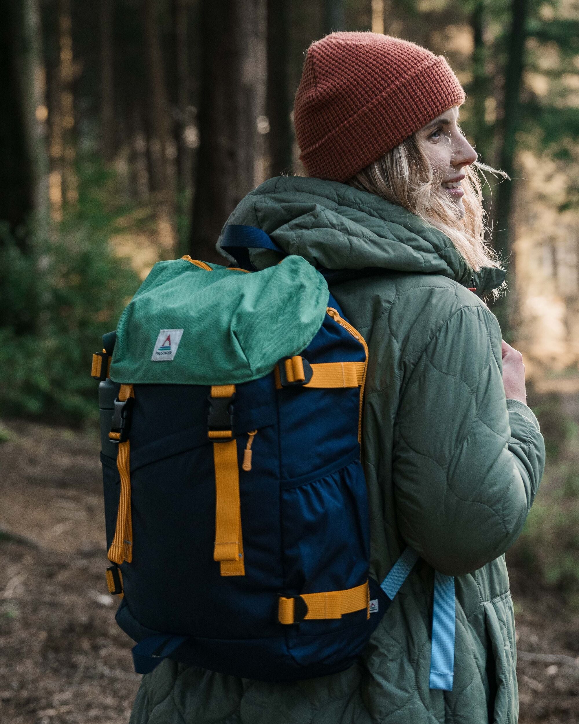 Boondocker Recycled 26L Backpack - Navy/ Laurel Green