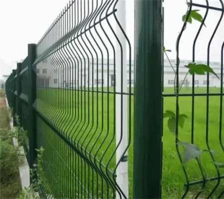 Manufacturer Supply 3D Curved Bending Galvanized Wire Fence Easily Assembled Triangle Bend Fence