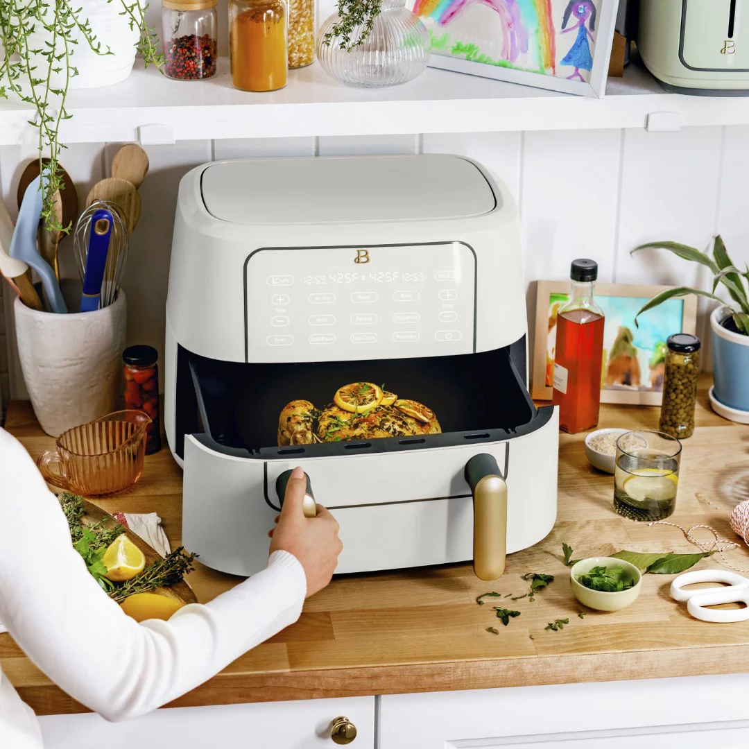 Beautiful 9QT TriZone Air Fryer， White Icing by Drew Barrymore