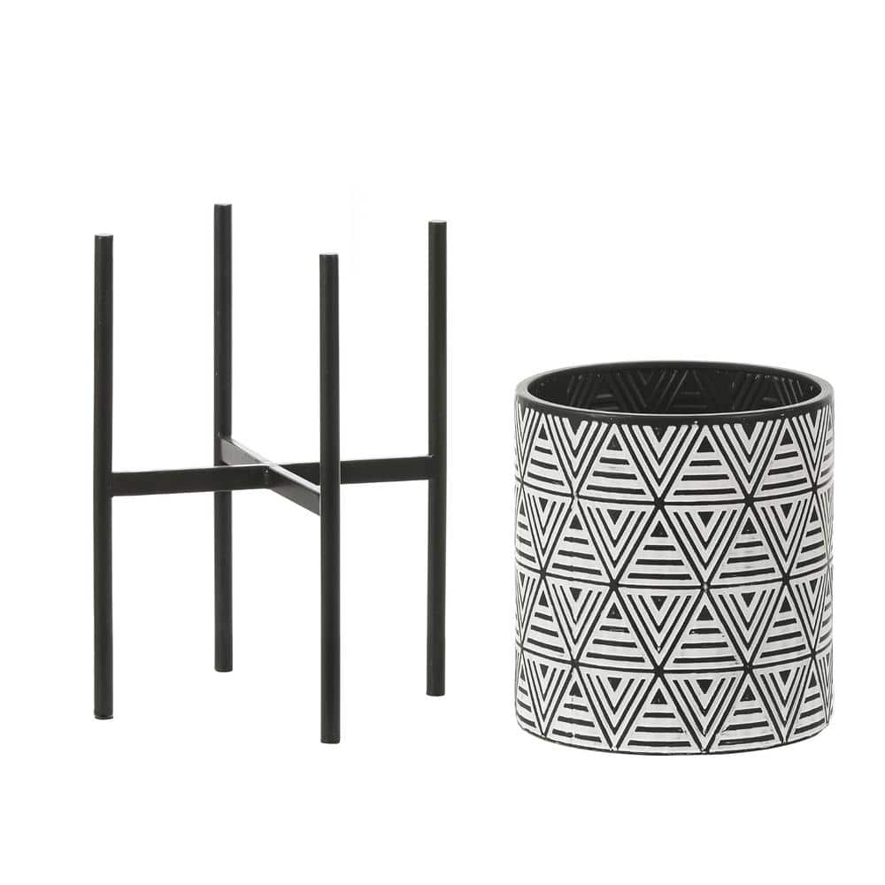 Luxen Home Black and White Metal Cachepot Planters with Black Metal Stands (2-Pack) WHPL1456