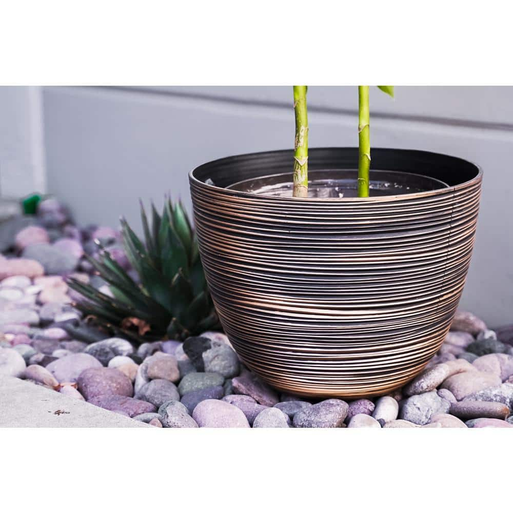 XBRAND 12 in. Tall Bronze Modern Nested Round Textured Indoor/Outdoor Plastic Pot Planter (Set of 3) PL3417BNE