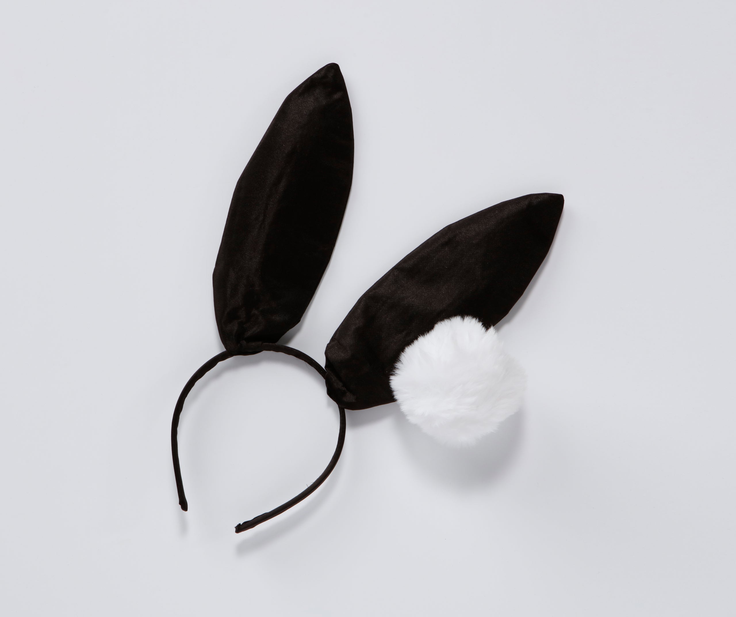 Iconic Bunny Babe Ears And Tail Set