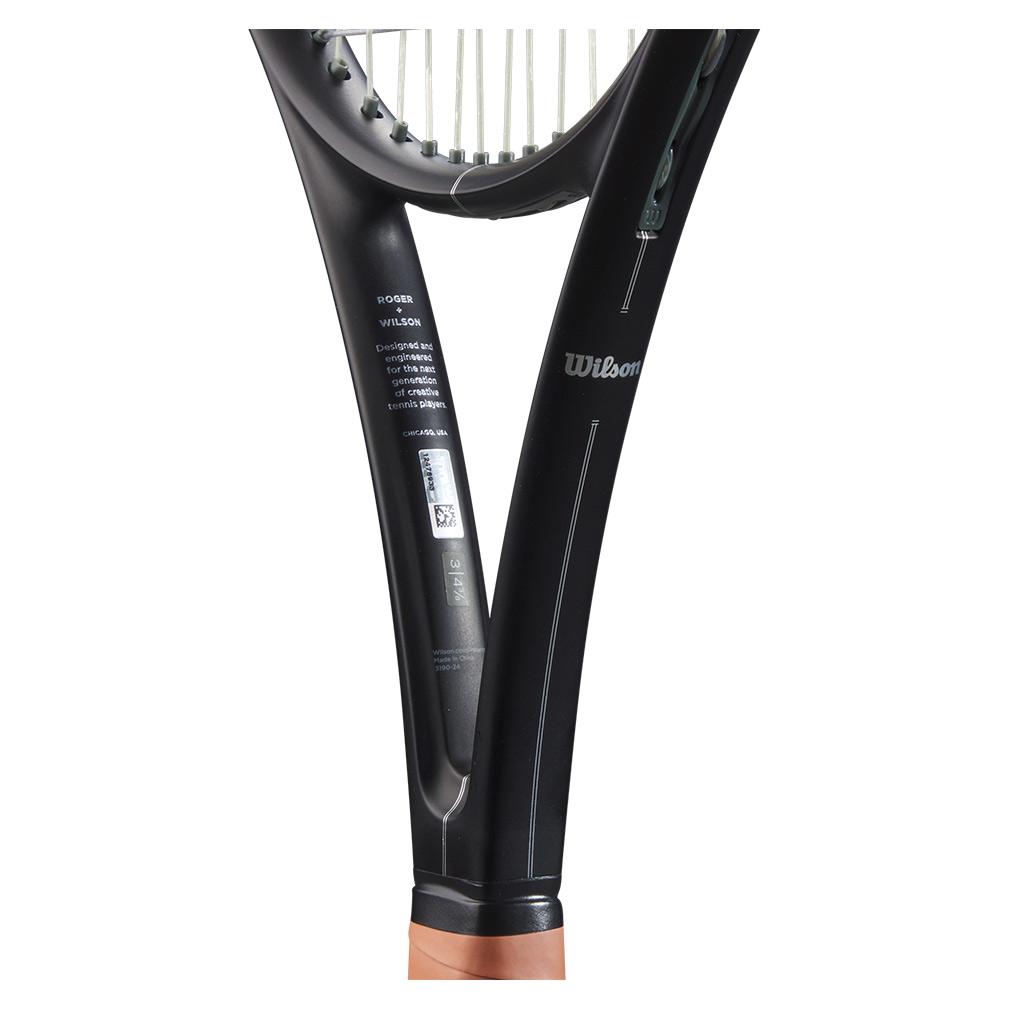 RF 01 Tennis Racquet