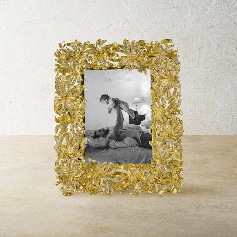 Dahlia Frame