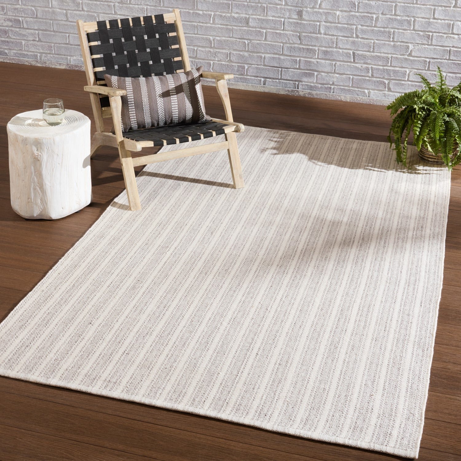 Morae Indoor/Outdoor Elis Light Gray & Ivory Rug