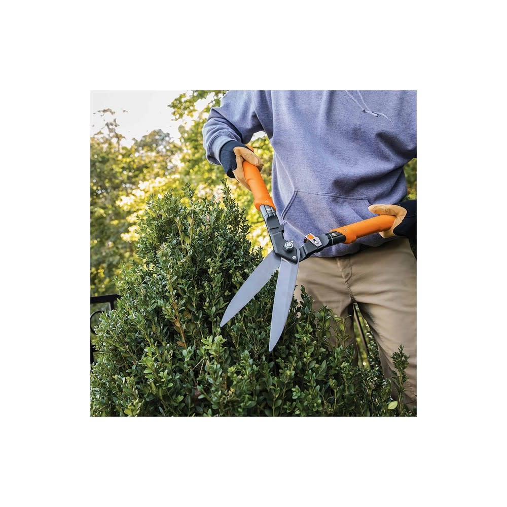 Fiskars 9 Carbon Steel Blade Hedge Shear with Aluminum Handle