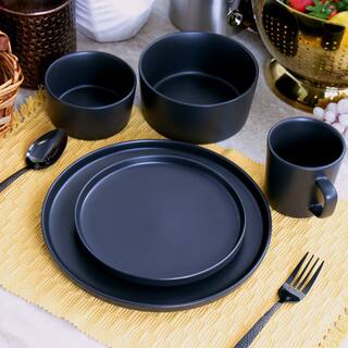 Elama Luxmatte 20-Piece Black Stoneware Dinnerware Set (Service for 4) 985114882M