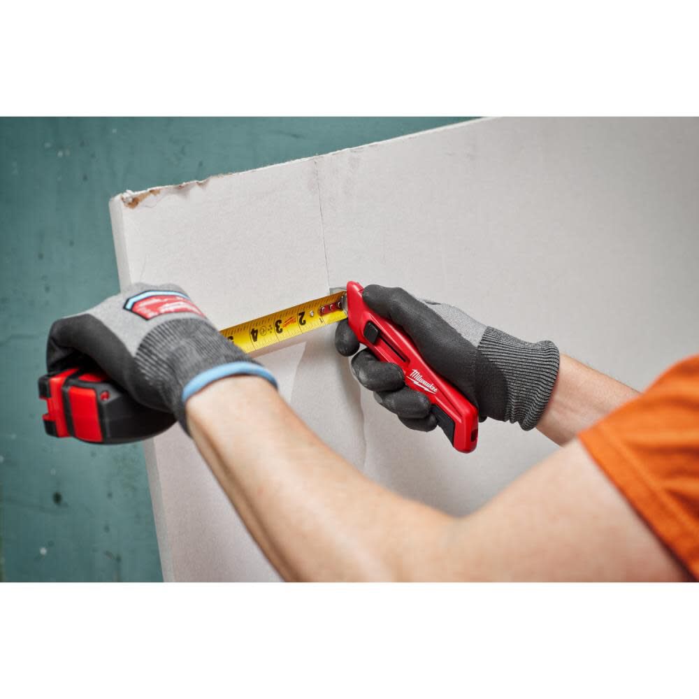 Milwaukee Side Sliding Utility Knife 48-22-1515 from Milwaukee