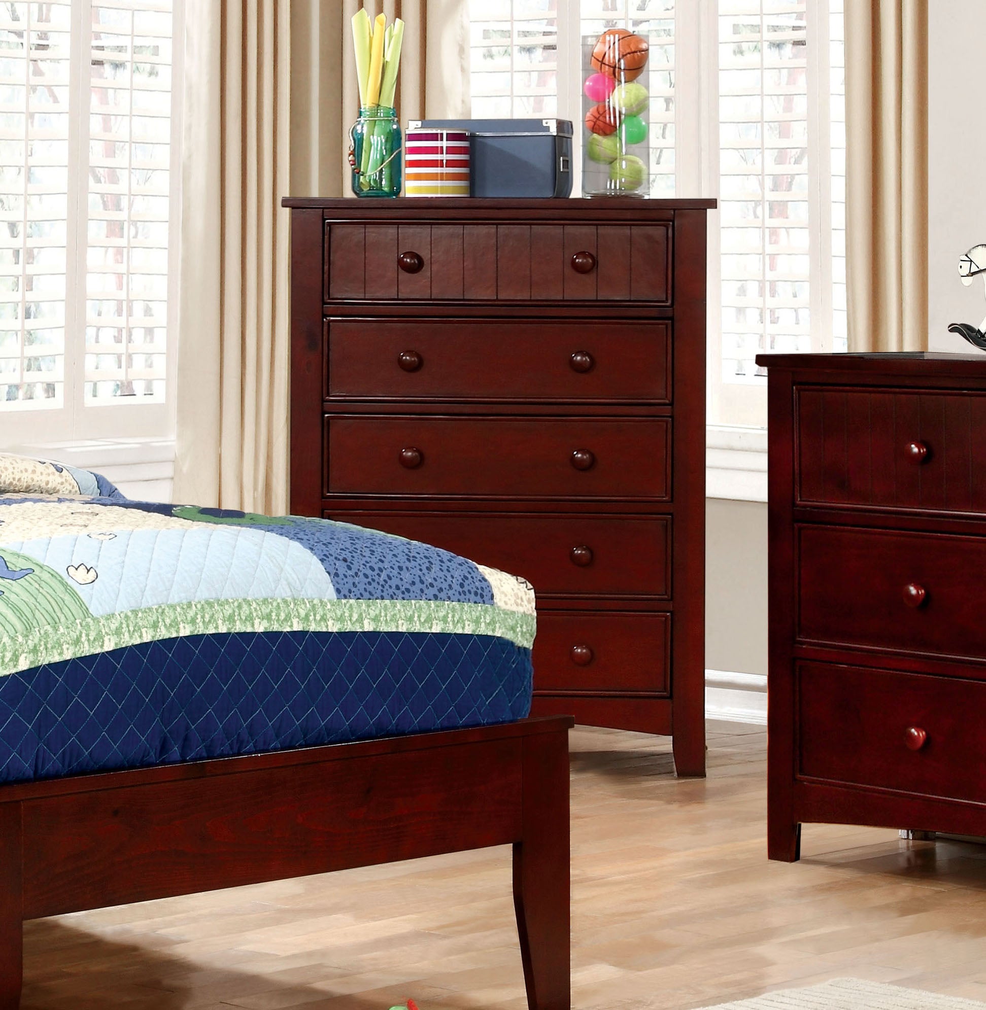 Furniture of America Geniet Transitional 5-Drawer Chest, Cherry