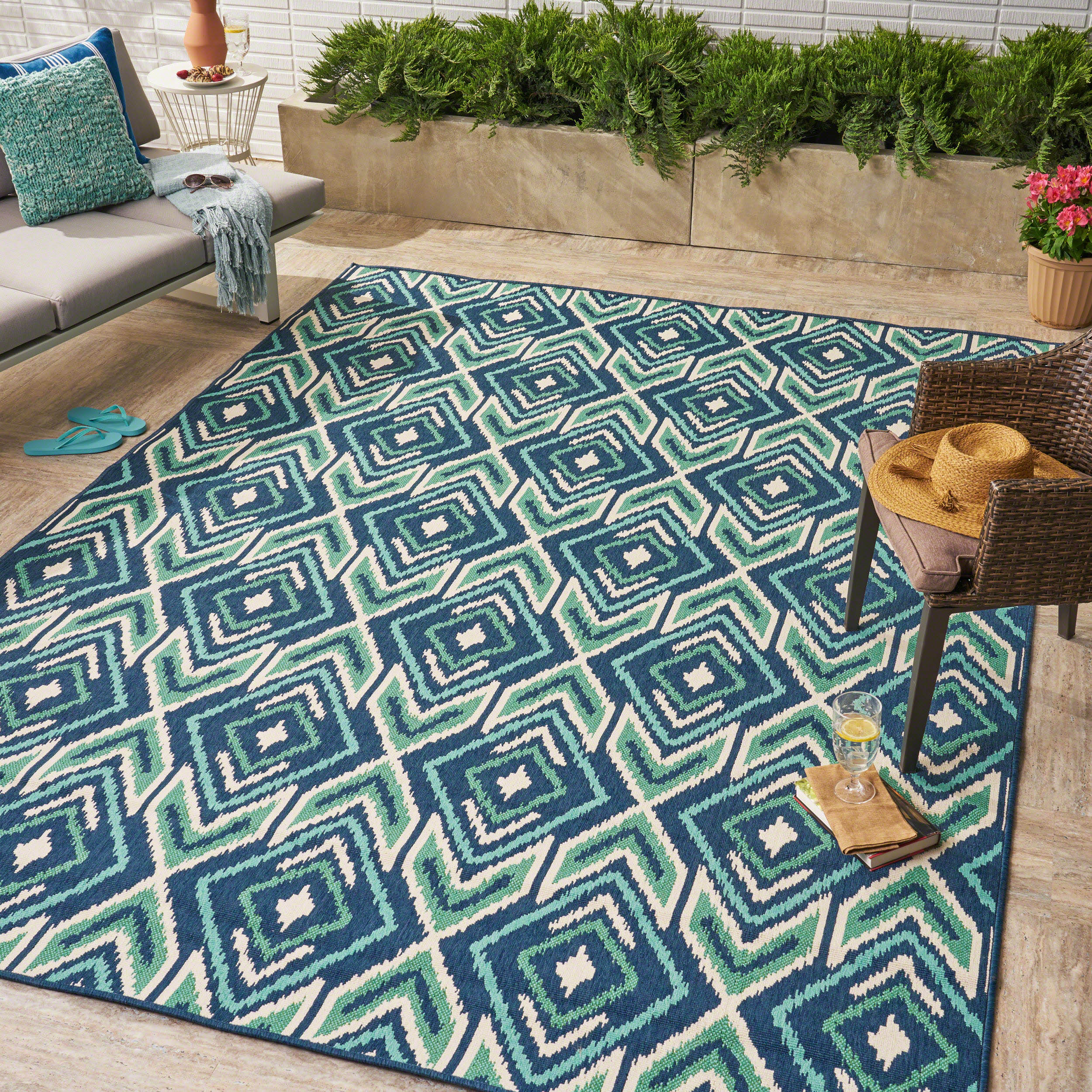 Heather Outdoor Geometric Area Rug