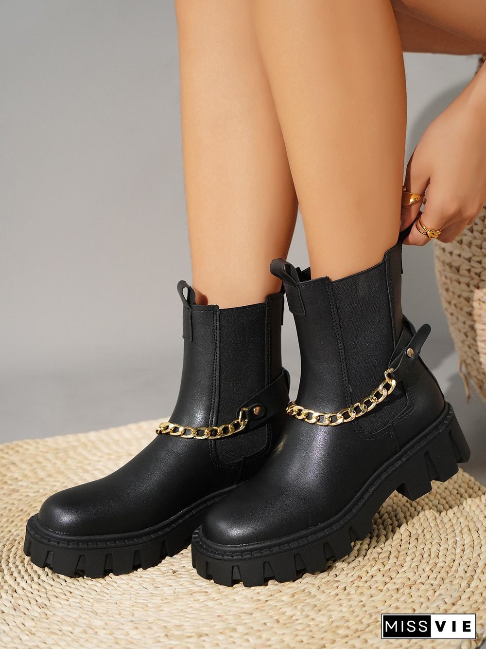 Platform Booster Chain Chelsea Boots