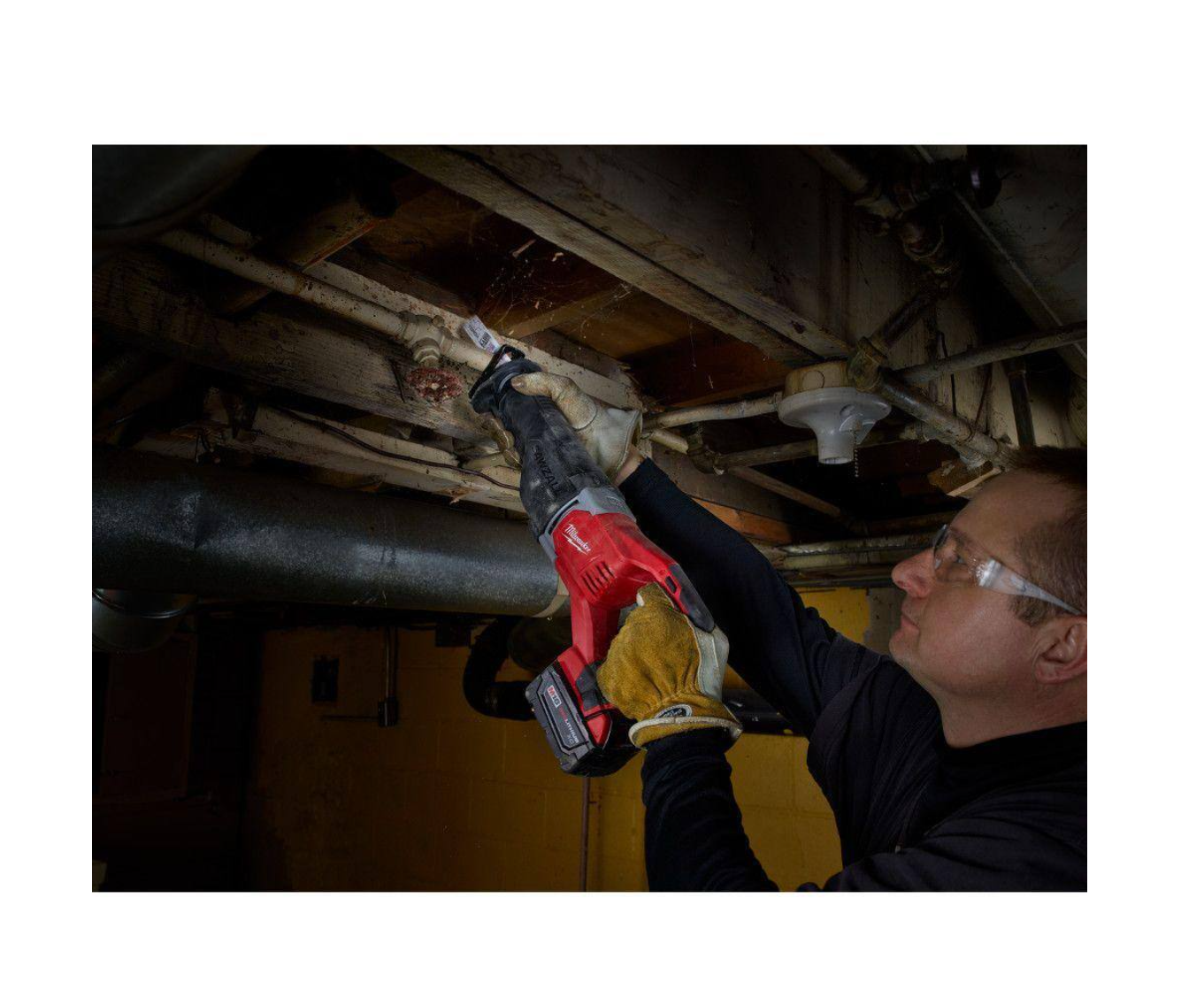 Milwaukee 2621-20-48-59-1835 M18 18V Lithium-Ion Cordless SAWZALL Reciprocating Saw W/ 3.0Ah Battery and Charger