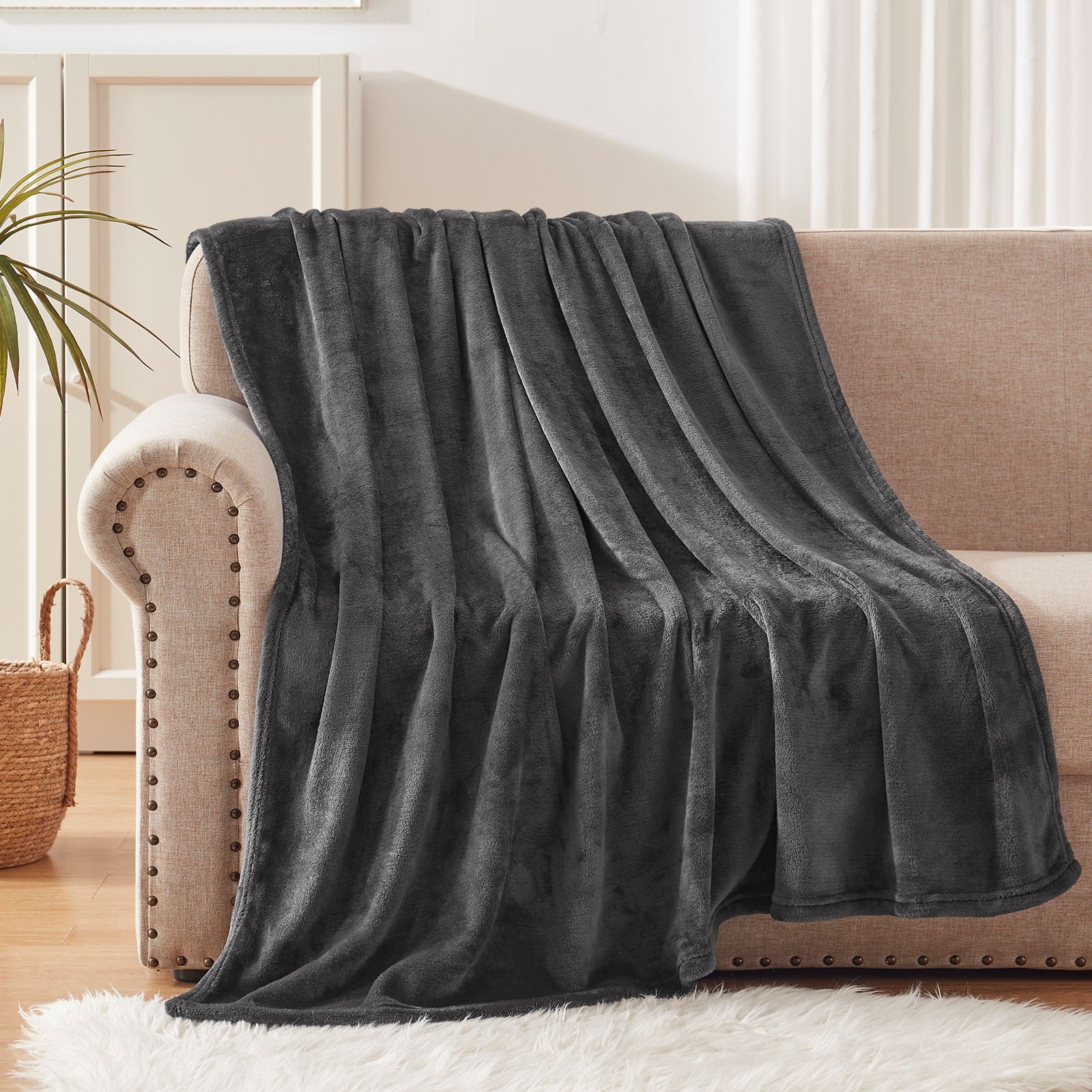 Exclusivo Mezcla Fleece Throw Blanket for Couch/Sofa/Bed，Plush Soft Blankets and Throws，Lightweight and Cozy-50