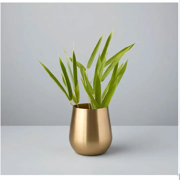 Medium Size  Customized Shape Metal Planter Home Indoor Outdoor Garden Usage Customized Size Metal Planter