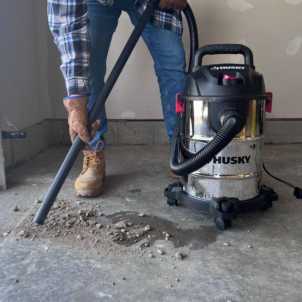 Husky 6 Gal. Stainless Steel WetDry Vac with Filter Hose and Accessories AT18304-6B