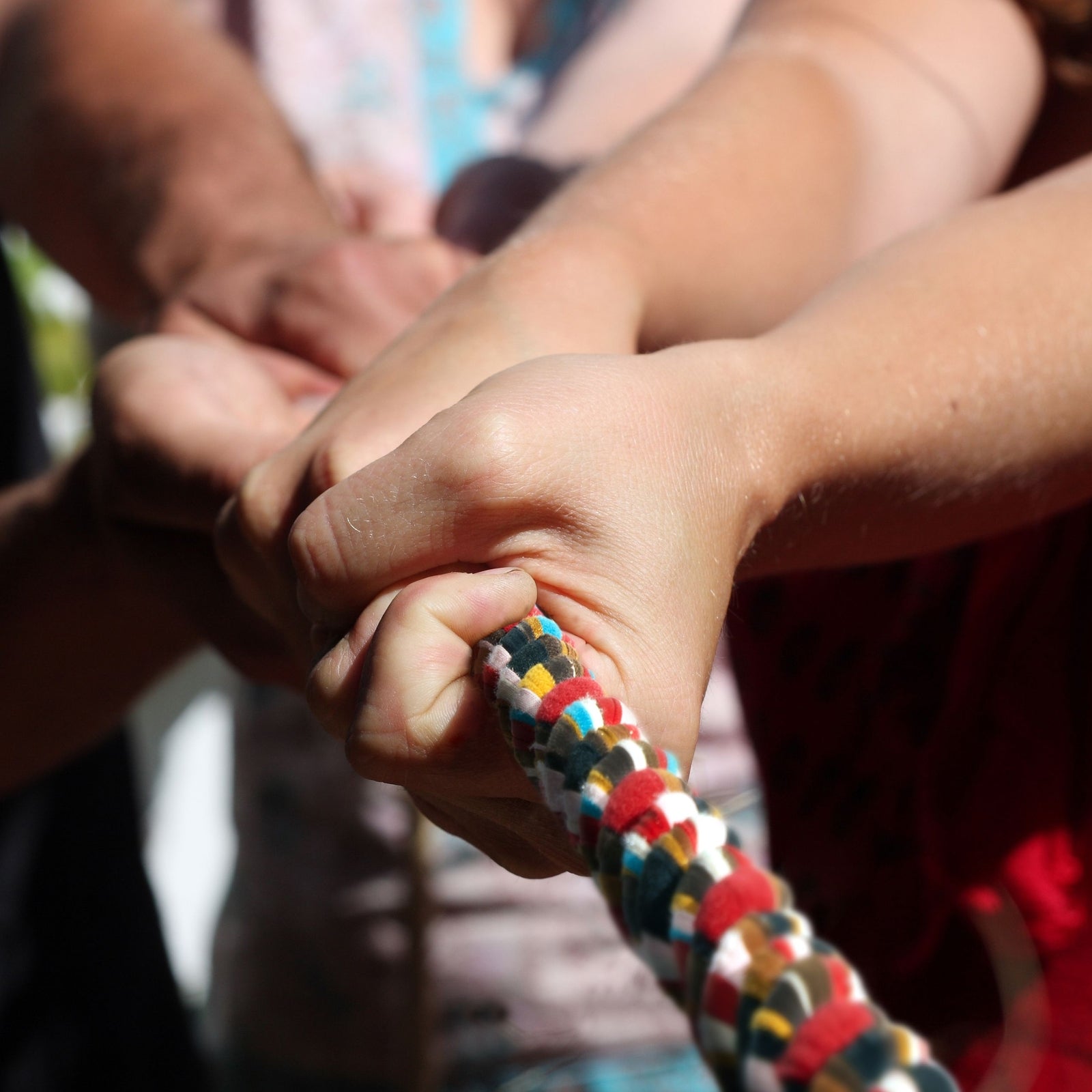 Tug of War Rope for All Ages, Team Building Field Day Games for Adults, Outdoor Activities, Multicolor, 35 Feet