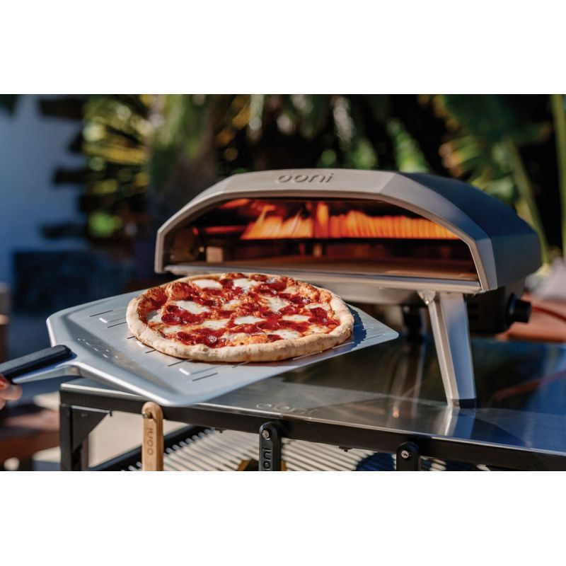 Ooni Koda 16 Gas-Powered Pizza Oven Blackamp Silver