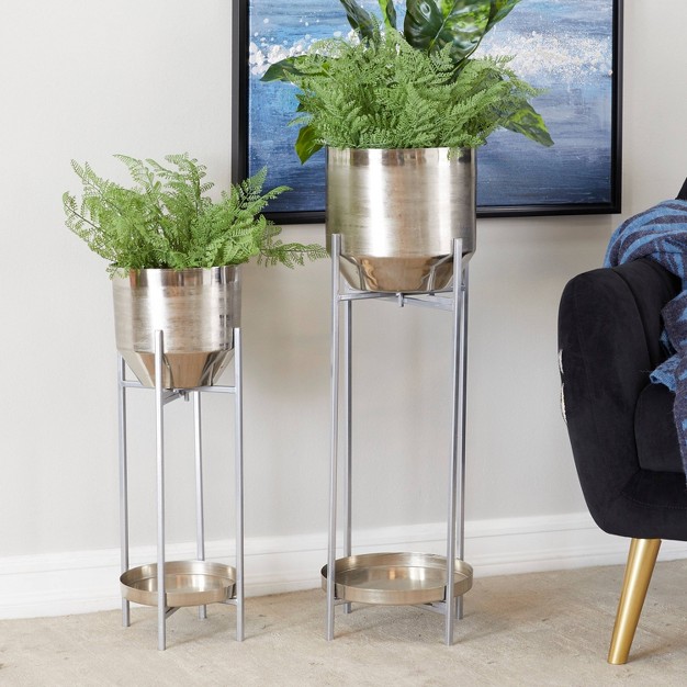 Olivia amp May 2pc Modern Metal Planter Pots