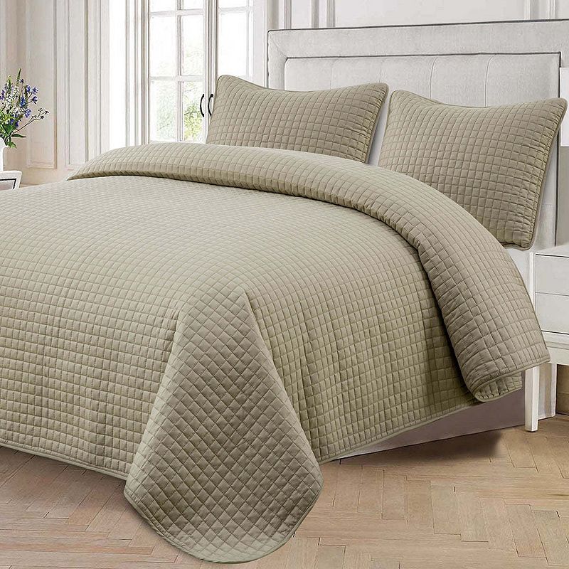 Oversized Reversible Quilted Bedspread Set