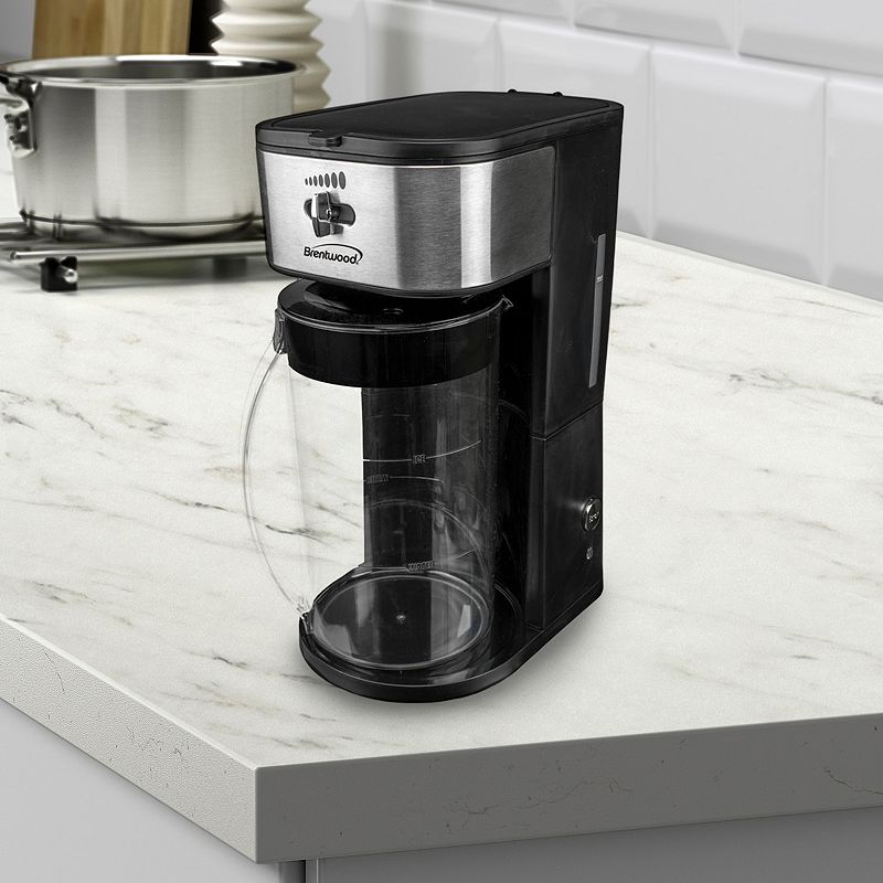 Brentwood Iced Tea and Coffee Maker in Black with 64 Ounce Pitcher