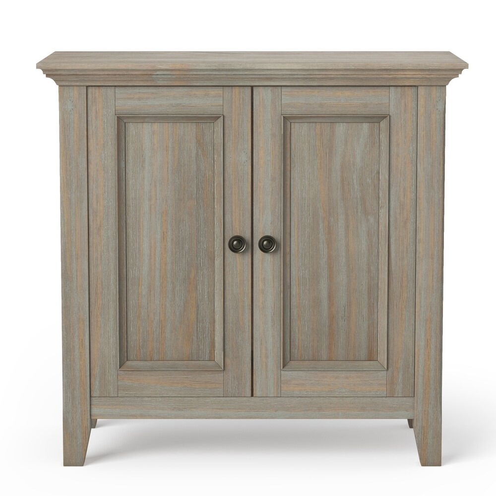 WYNDENHALL Halifax Solid Wood Transitional Low Storage Cabinet   32\