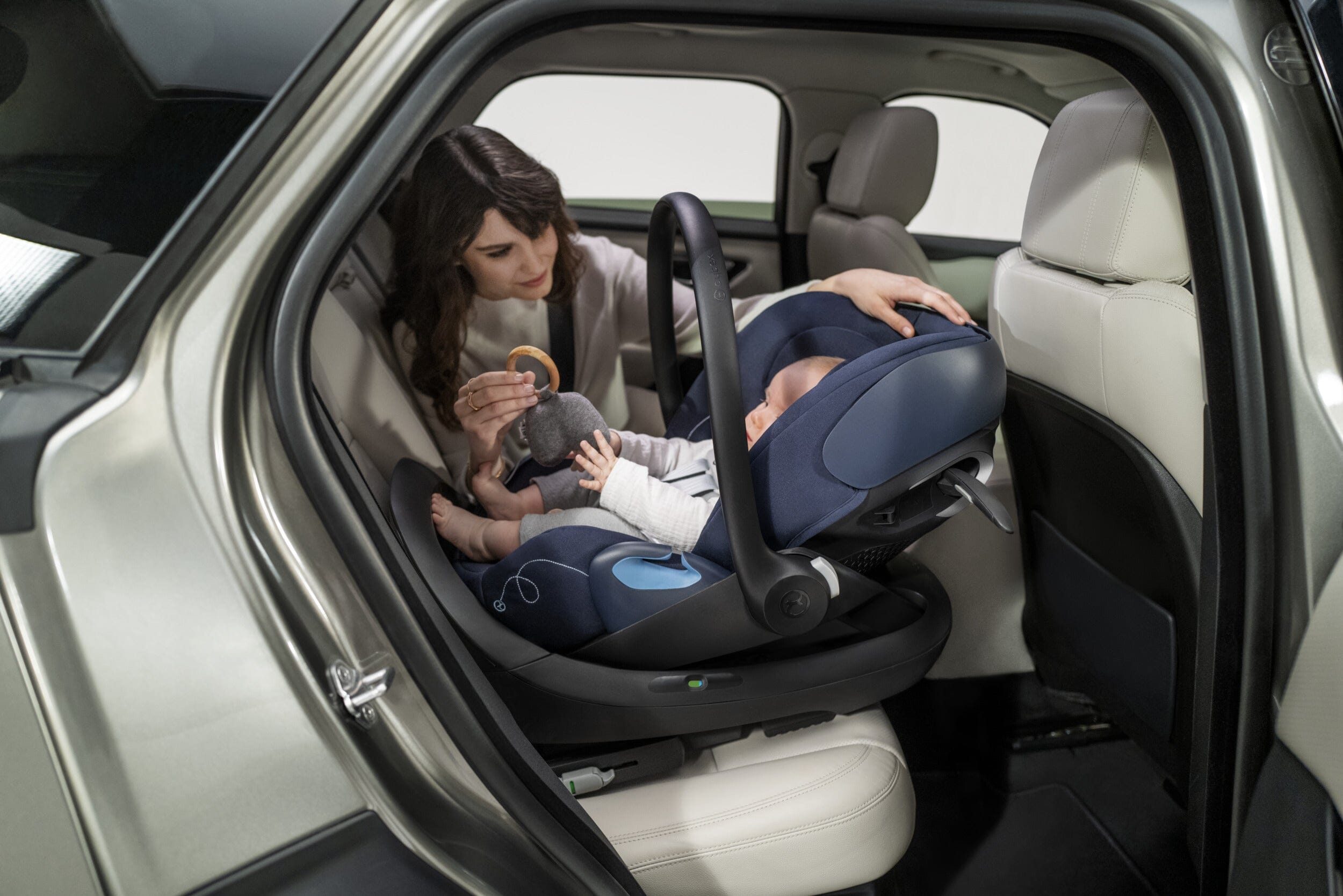 Cybex-Cloud-G-Infant-Car-Seat