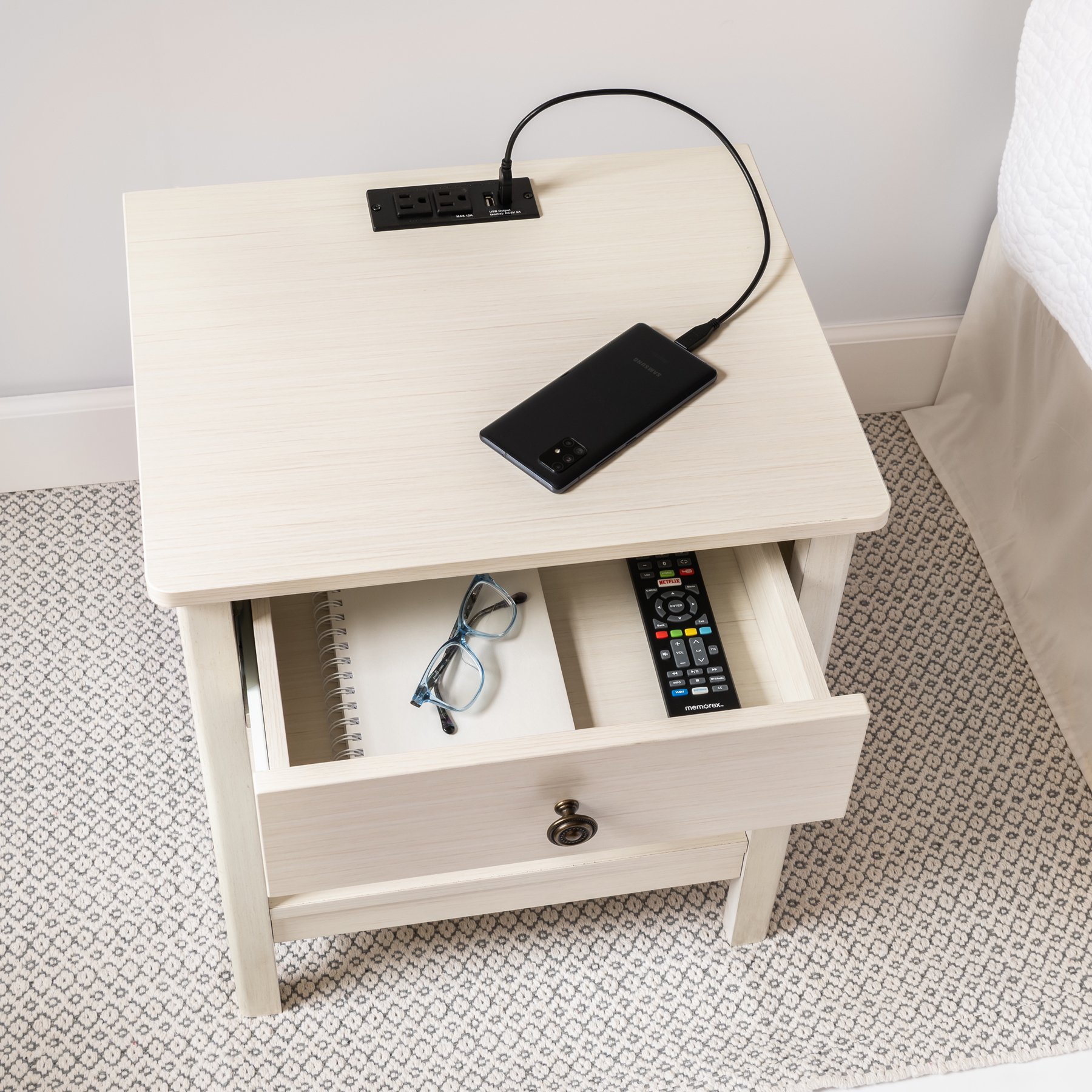 DecorTech Traditional Rectangular End Table with AC Power and USB Charging Ports， White