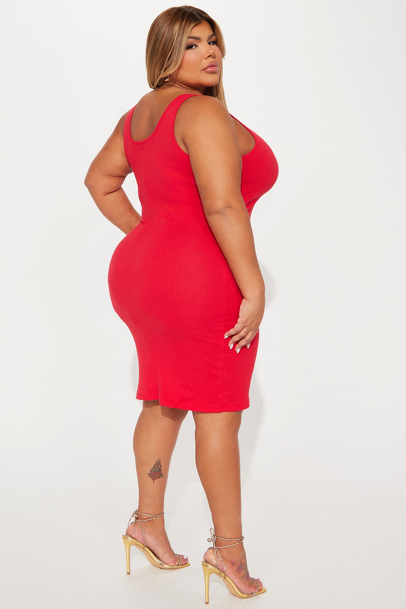 A Must Have Ribbed Midi Dress - Red