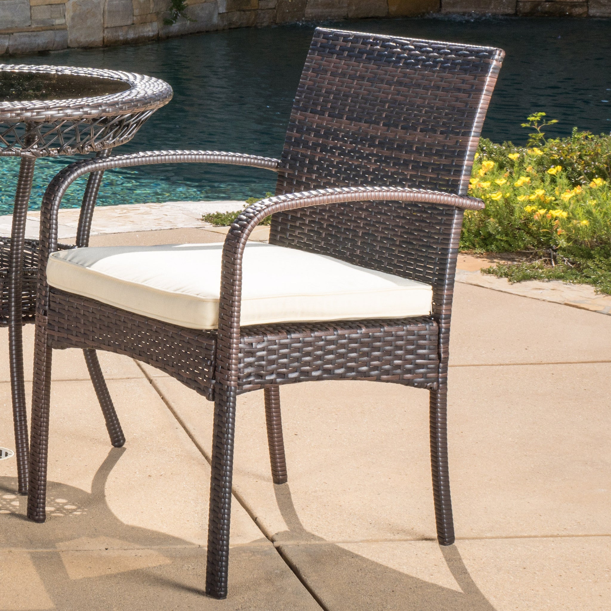 Blake Outdoor 5-piece Wicker Dining Set with Cushions