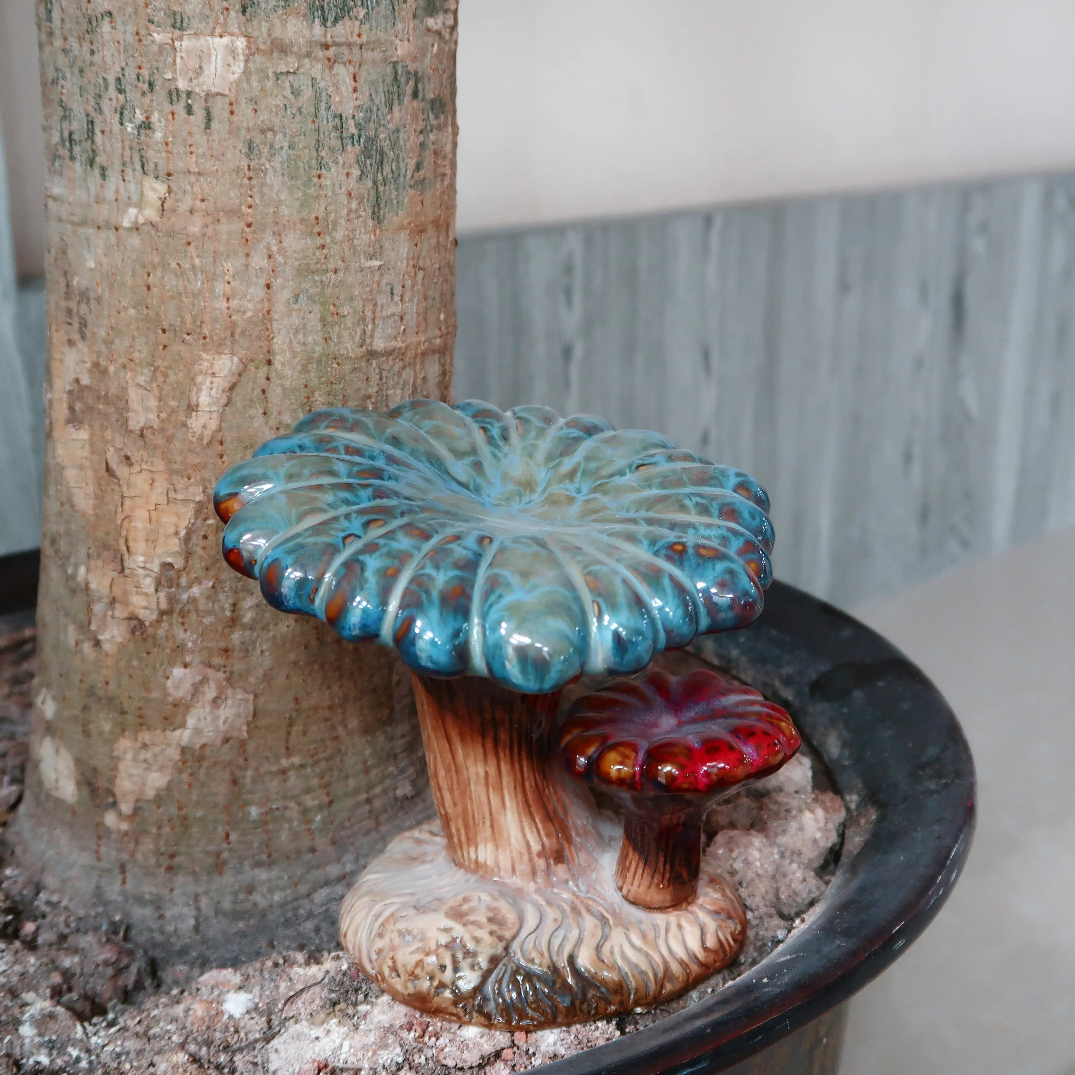 Creative Home Decoration Crafts Handmade Lovely Garden Ornament Ceramic Small Mushroom Crafts