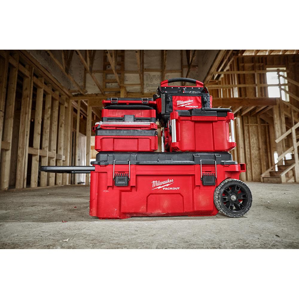 Milwaukee PACKOUT Rolling Tool Chest 48-22-8428 from Milwaukee